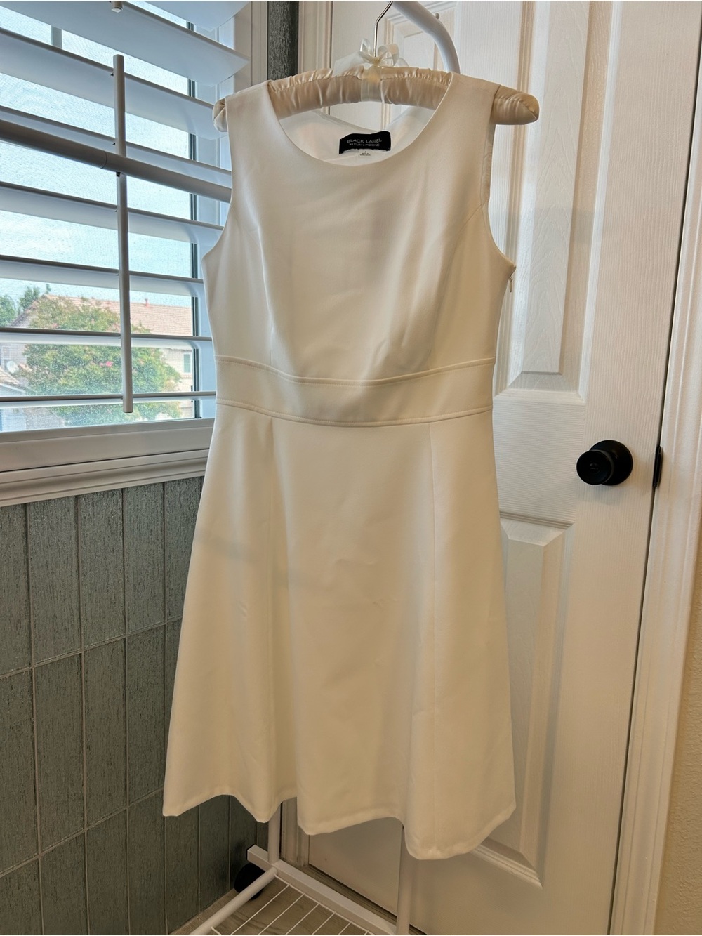 Evan Picone White Sleeveless A-Line Midi Dress